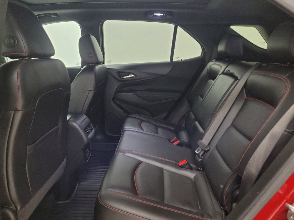 Used 2022 Chevrolet Equinox RS w/ RS Leather Package AWD/4WD image 18