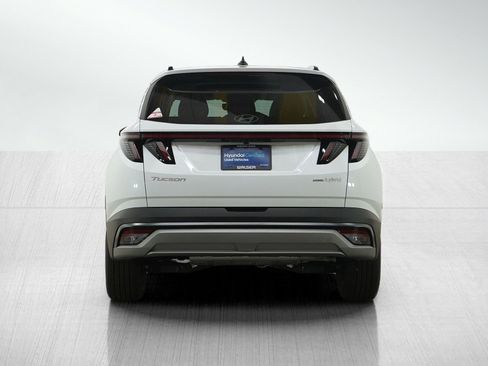 Certified 2025 Hyundai Tucson SEL AWD/4WD image 4