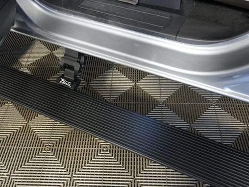 Certified 2024 Ford Bronco Badlands image 21