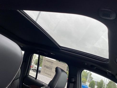 New 2025 Jeep Grand Cherokee Summit w/ Adv Protech Group IV image 32