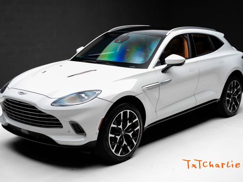 Used 2023 Aston Martin DBX AWD/4WD image 1