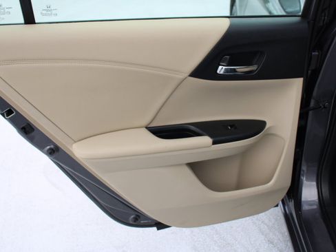 Used 2014 Honda Accord EX-L image 13