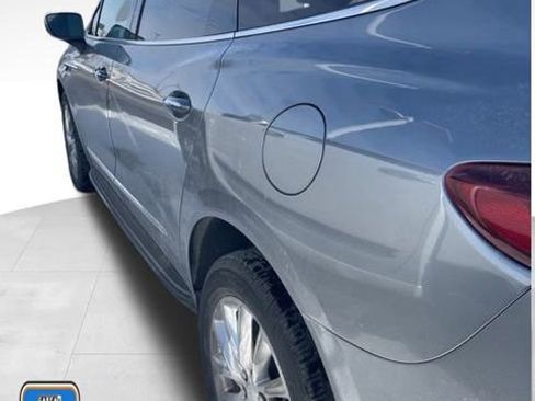 Used 2018 Buick Enclave Premium w/ Experience Buick Package image 1