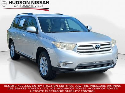 Used 2012 Toyota Highlander SE
