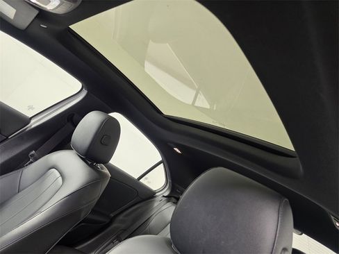 Certified 2022 Mercedes-Benz A 220 image 12