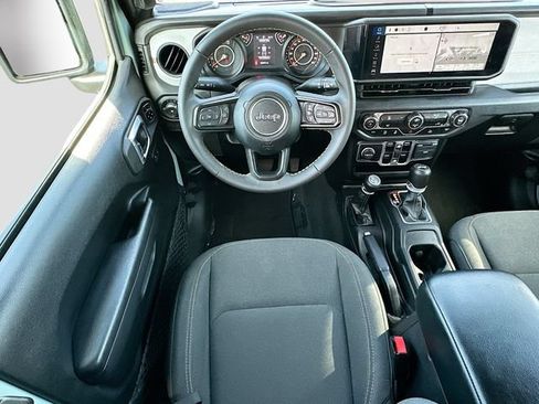 Used 2024 Jeep Wrangler Unlimited Sport AWD/4WD image 21