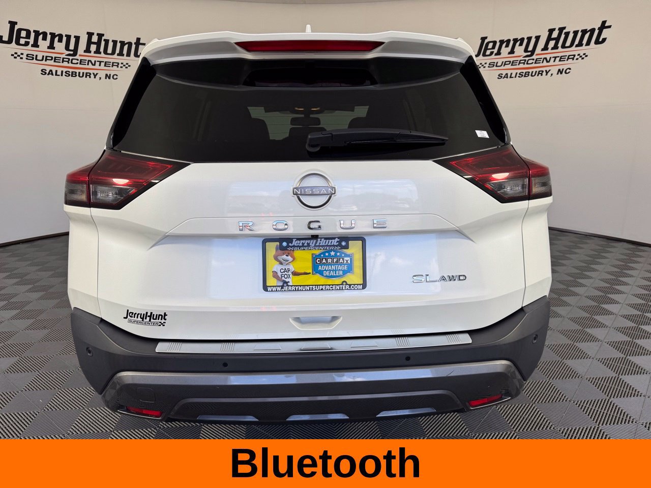 Used 2023 Nissan Rogue SL AWD/4WD image 8