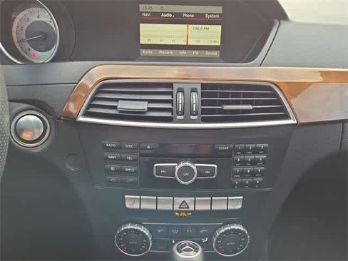 Used 2014 Mercedes-Benz C 250 Sedan image 27