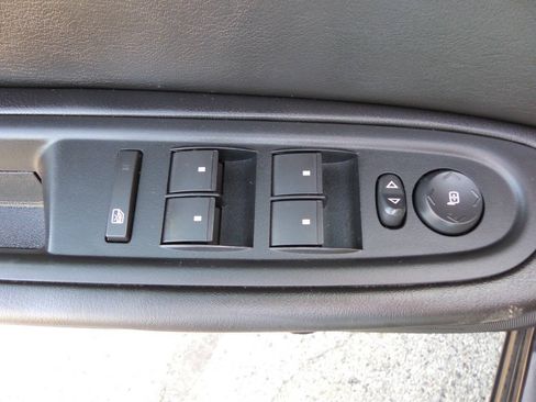 Used 2016 Chevrolet Traverse LT FWD image 20