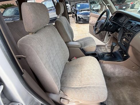 Used 2000 Toyota 4Runner 2WD image 17