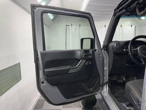 Used 2016 Jeep Wrangler Unlimited Sport w/ Quick Order Package 24S AWD/4WD image 28