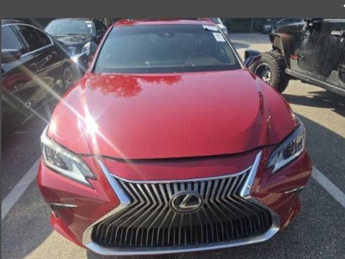 Used 2019 Lexus ES 350 w/ Premium Package FWD image 2