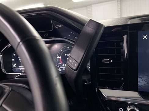 Used 2025 GMC Sierra 1500 SLT image 16