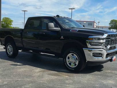 Used 2026 RAM 2500 Tradesman w/ Chrome Appearance Group