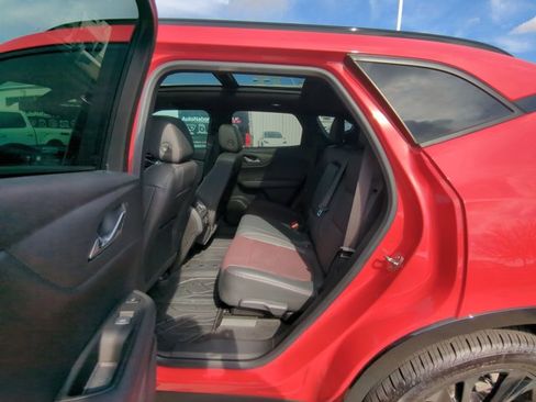 Used 2021 Chevrolet Blazer RS w/ Enhanced Convenience Package image 20