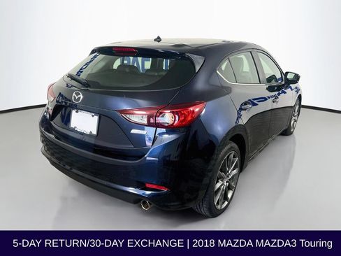 Used 2018 MAZDA MAZDA3 Touring FWD image 8