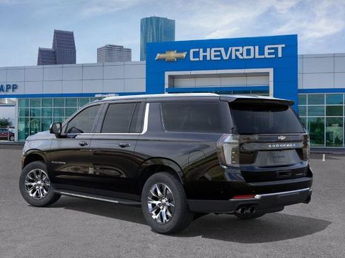New 2026 Chevrolet Suburban Premier w/ Sun And Tow Package AWD/4WD image 3