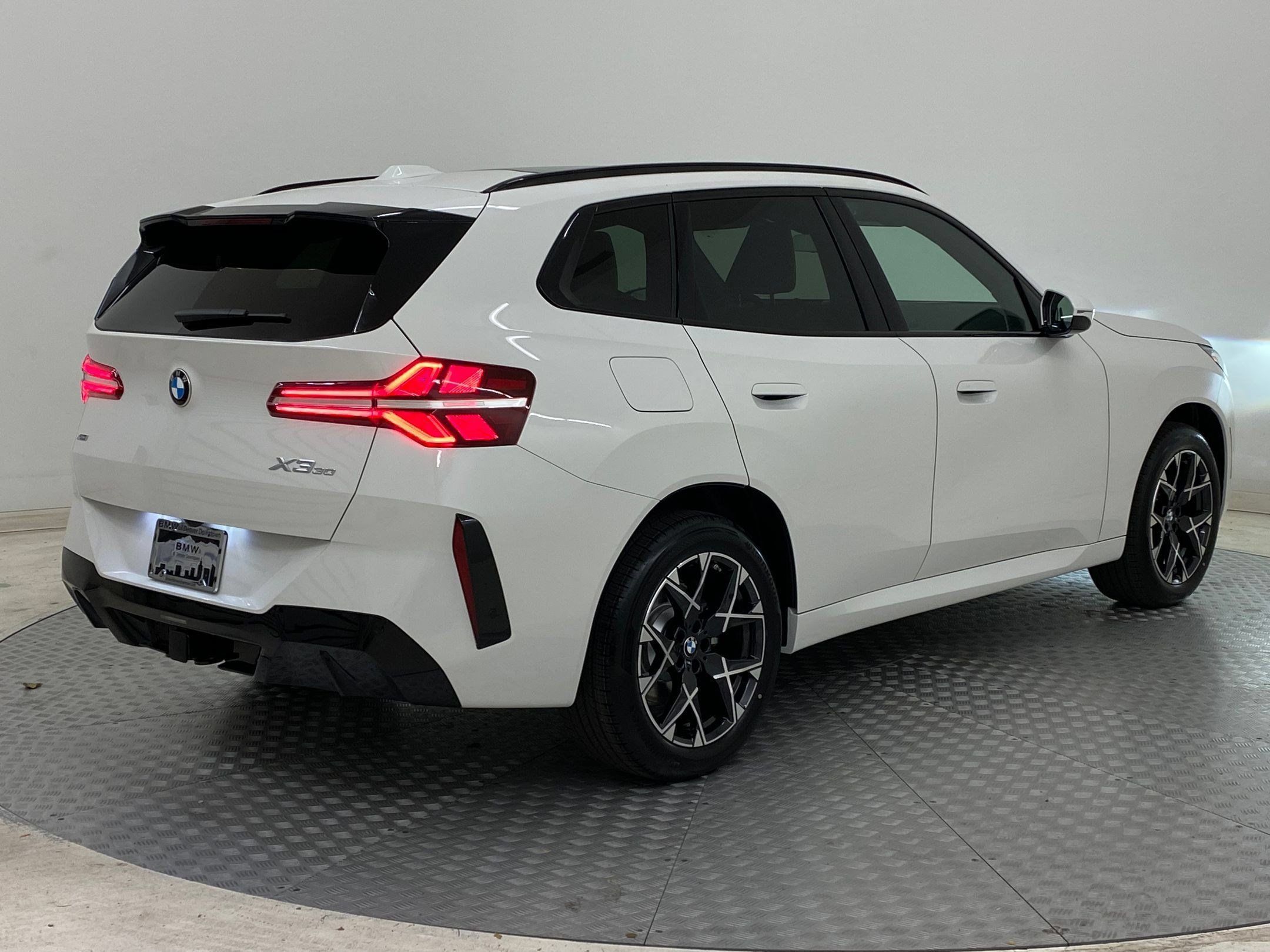 Used 2026 BMW X3 xDrive30i w/ M Sport Package AWD/4WD image 8