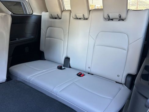 New 2026 Nissan Pathfinder SL image 13