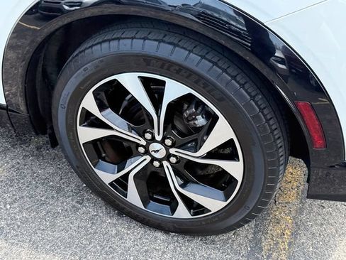 Certified 2022 Ford Mustang Mach-E Premium AWD/4WD image 6