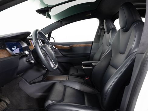 Used 2021 Tesla Model X Long Range AWD/4WD image 14