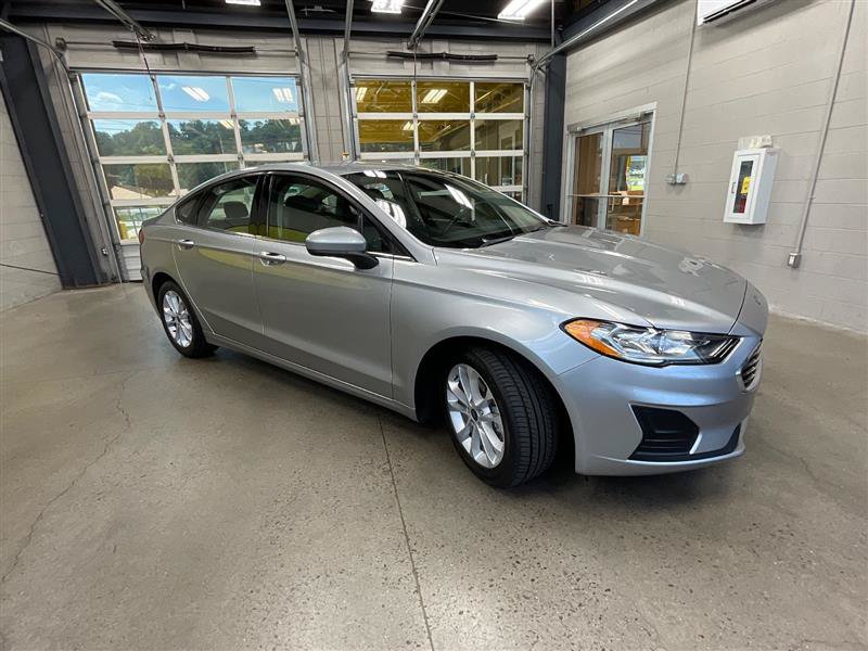 Used 2020 Ford Fusion SE FWD image 7