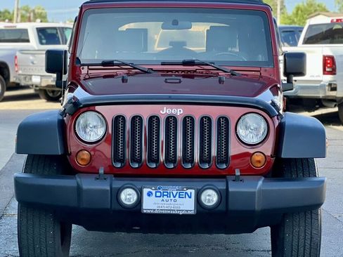Used 2010 Jeep Wrangler Unlimited Sport AWD/4WD image 6