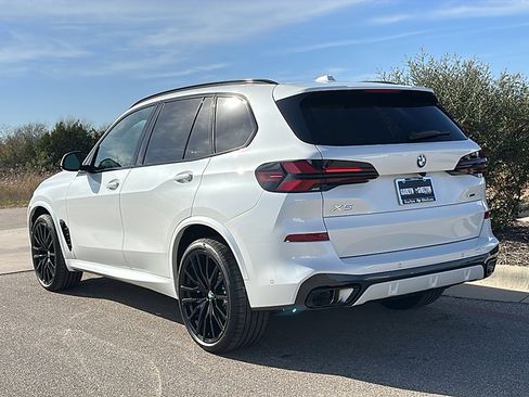 New 2026 BMW X5 xDrive40i w/ M Sport Package image 6