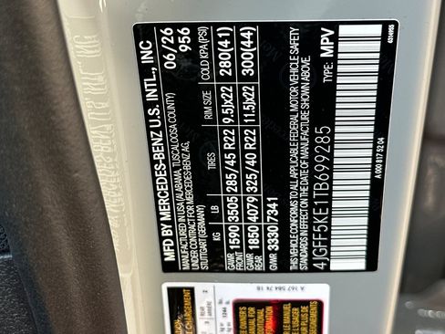 New 2026 Mercedes-Benz GLS 450 4MATIC image 29