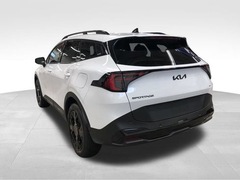 Certified 2026 Kia Sportage X-Line w/ X-Line Premium Package AWD/4WD image 4
