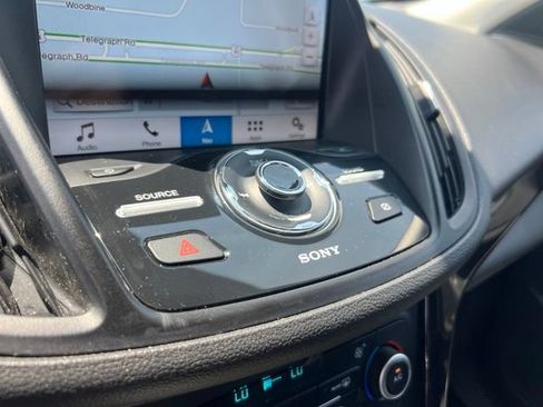 Certified 2019 Ford Escape Titanium AWD/4WD image 16
