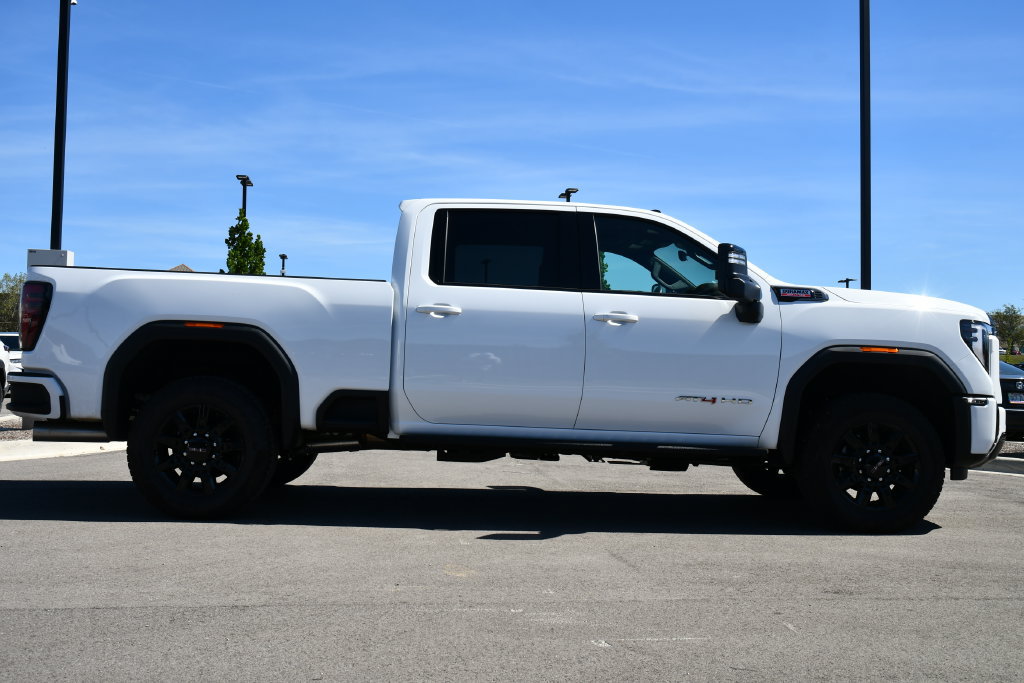 Used 2026 GMC Sierra 2500 AT4 w/ AT4 Premium Plus Package AWD/4WD image 10