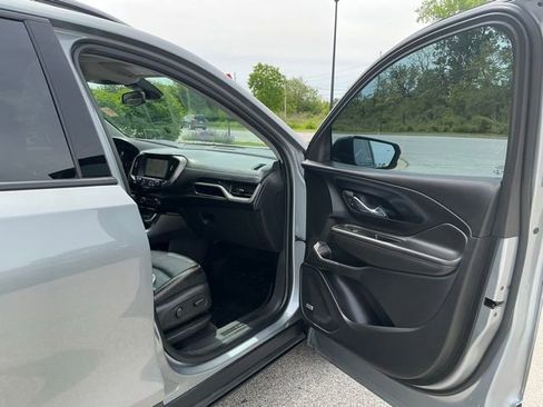 Used 2023 GMC Terrain AT4 w/ Infotainment Package II AWD/4WD image 17