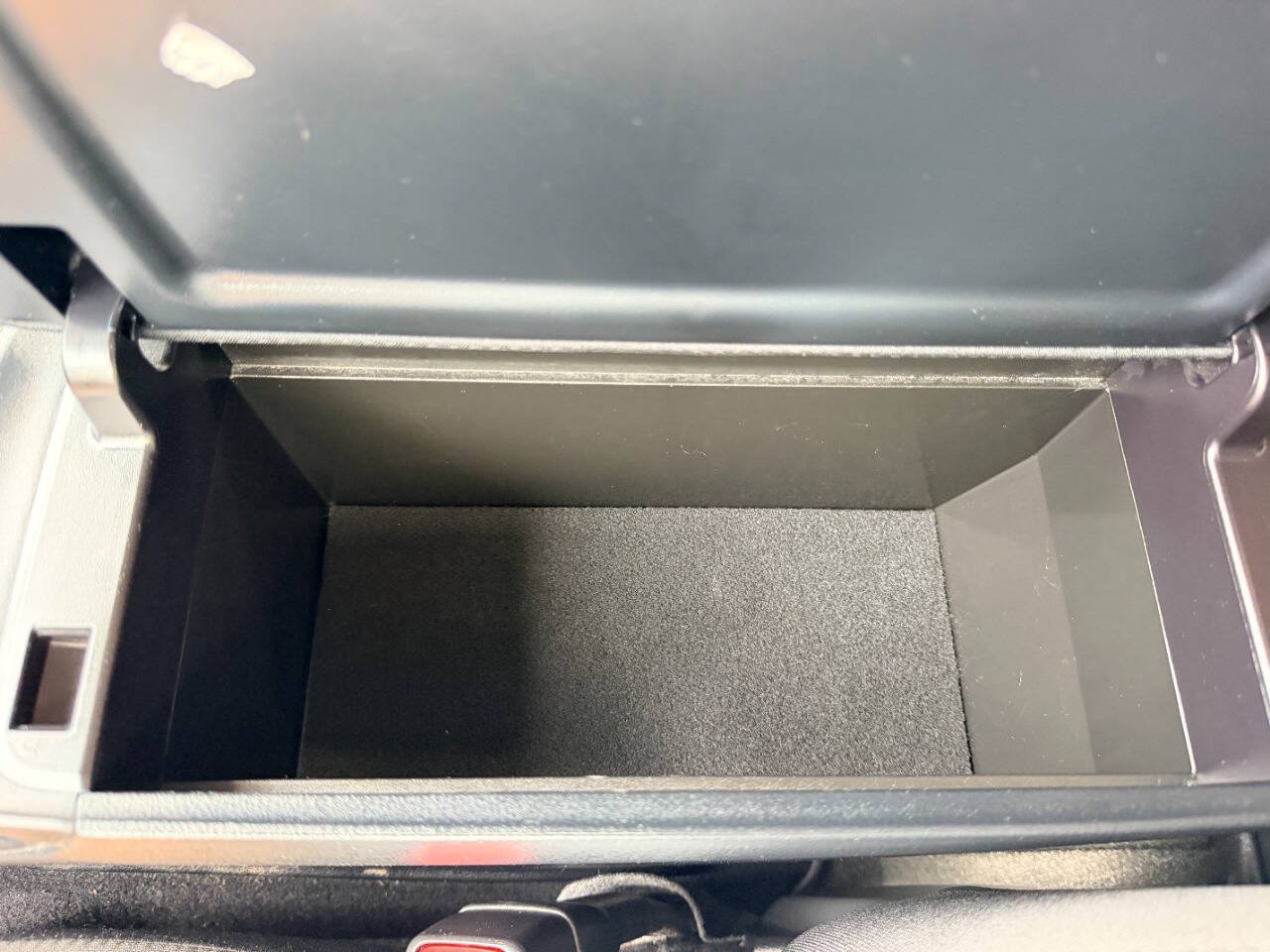 Used 2022 Toyota Prius LE FWD image 49