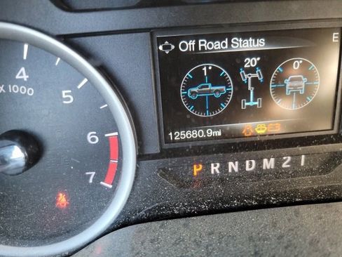 Used 2017 Ford F350 XLT image 12