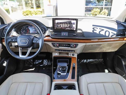 Certified 2023 Audi Q5 2.0T Premium w/ Convenience Package AWD/4WD image 13