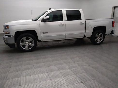 Used 2017 Chevrolet Silverado 1500 LT w/ Texas Edition RWD image 2