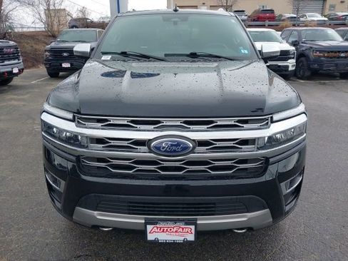 Certified 2023 Ford Expedition Max Platinum image 3