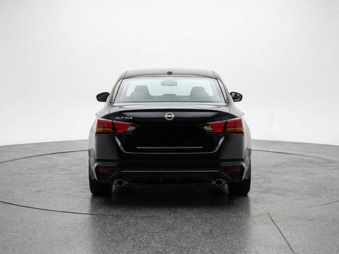 Used 2025 Nissan Altima 2.5 SV image 7