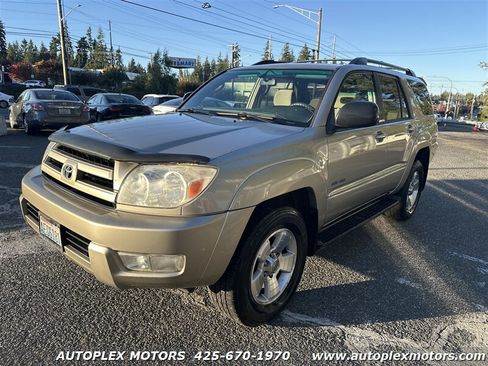 Used 2004 Toyota 4Runner SR5 image 3