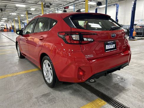 Certified 2025 Subaru Impreza 2.0i image 6