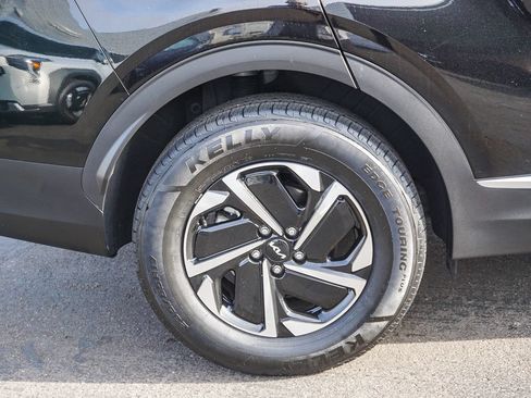 Certified 2023 Kia Sportage LX AWD/4WD image 9
