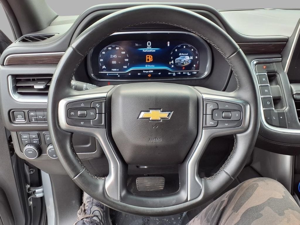 Used 2024 Chevrolet Tahoe LT AWD/4WD image 16