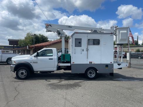 Used 2016 RAM 5500 Tradesman w/ Ambulance Prep Group RWD image 5