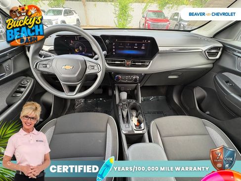 Used 2025 Chevrolet TrailBlazer LT AWD/4WD image 21