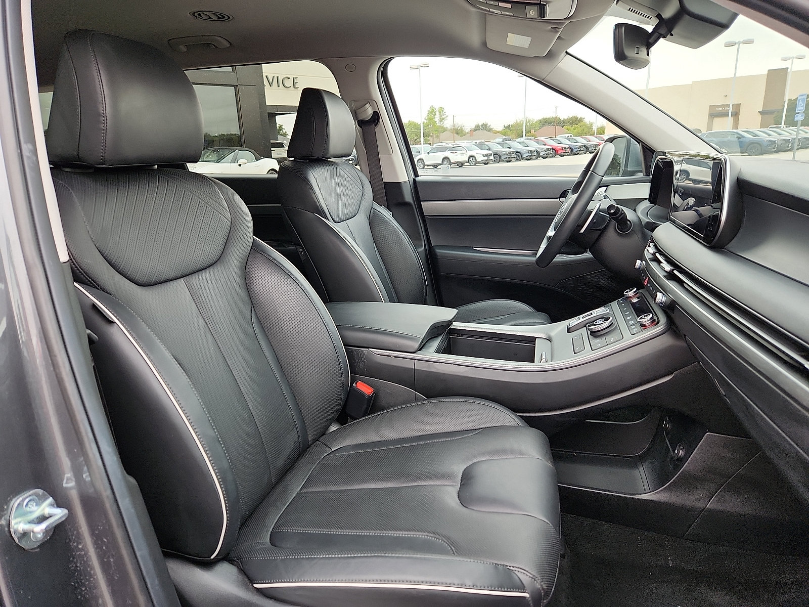 Used 2025 Hyundai Palisade SEL FWD image 14