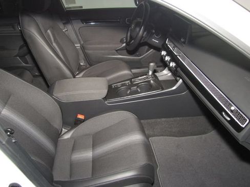 Used 2025 Honda Civic Sport Touring image 21