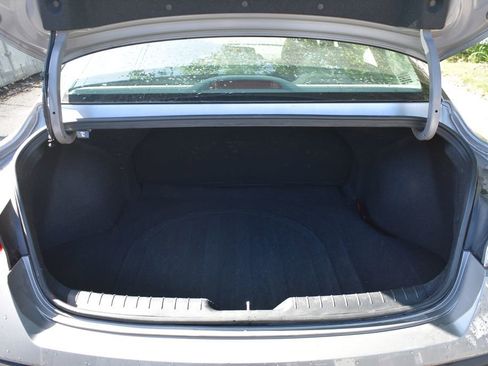 Used 2024 Hyundai Elantra SEL FWD image 29