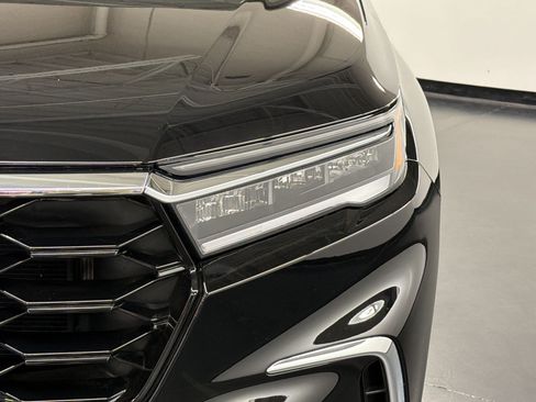 Certified 2025 Honda Pilot Elite image 12