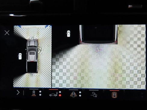 Used 2025 GMC Sierra 1500 Denali image 16